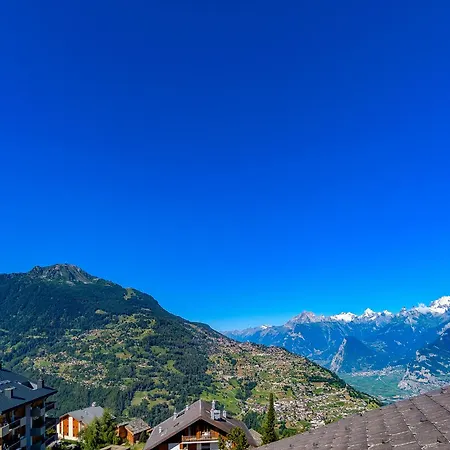 Cocon Familial Avec Vue Au Centre De *