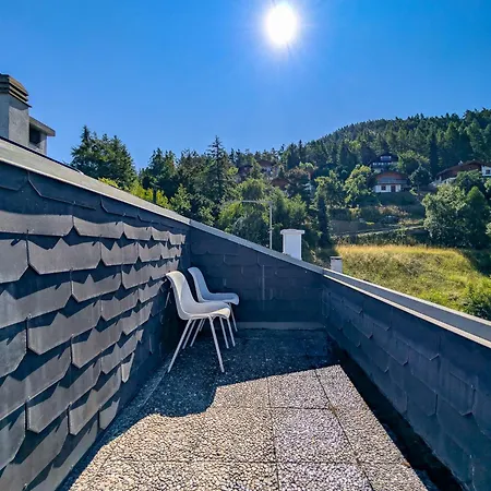 Cocon Familial Avec Vue Au Centre De