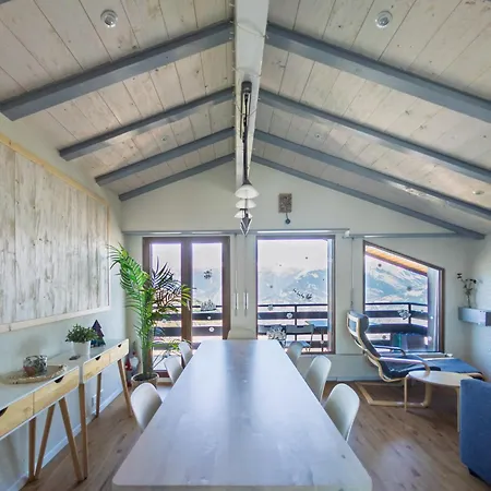 Cocon Familial Avec Vue Au Centre De *